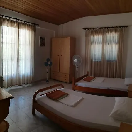 Βασιλική Ενοικ. Δωμάτια Vasiliki